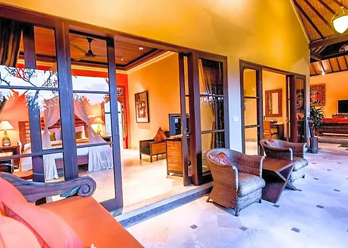 Exclusive Presidential 4 Bedroom Private Pool Kelusa