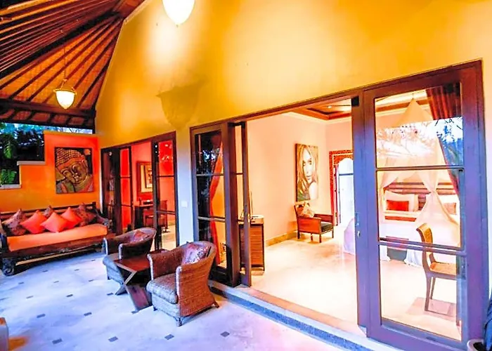 Exclusive Presidential 4 Bedroom Private Pool Villa
